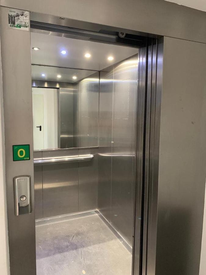-Malagasunapts- Rooftop Pool & Free Parking Εξωτερικό φωτογραφία